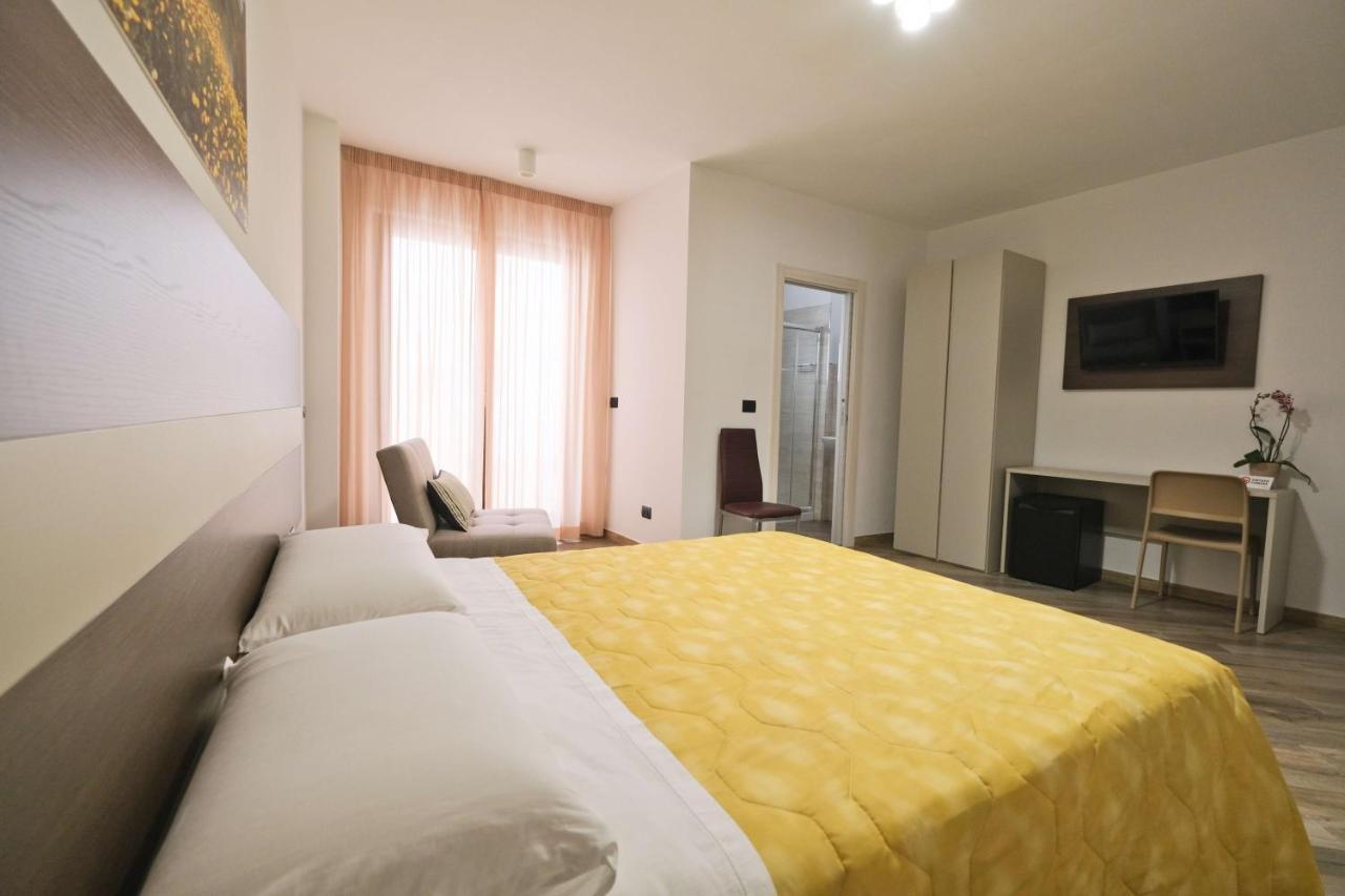 Il Porto Affittacamere B&B Brindisi Kültér fotó
